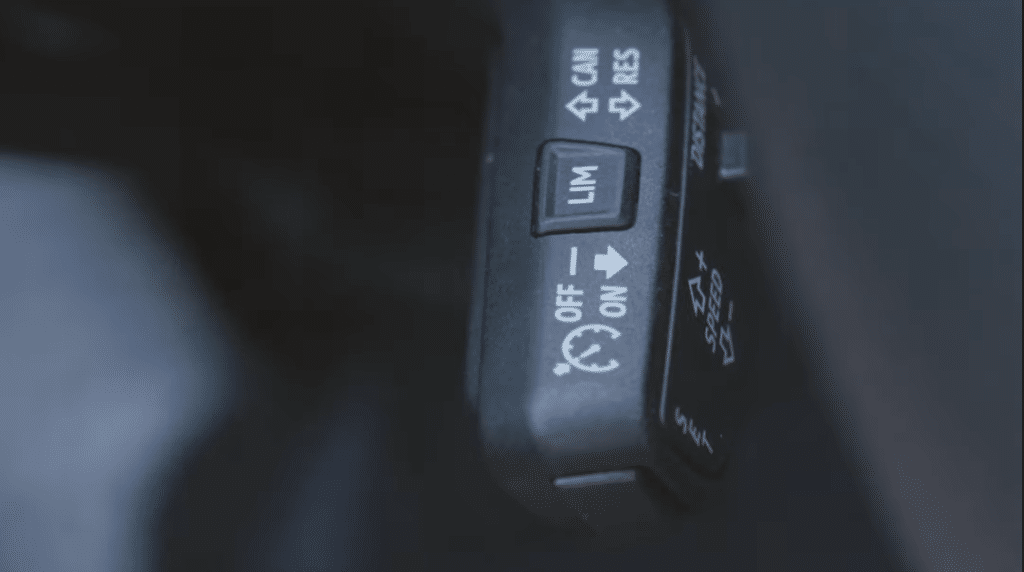 Comment utiliser le régulateur et limiteur de vitesse ?